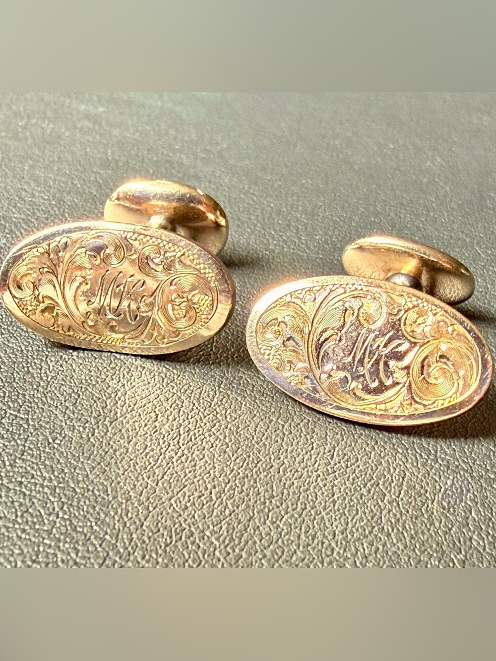 Arnold & Steere 14k Gold Cufflinks
